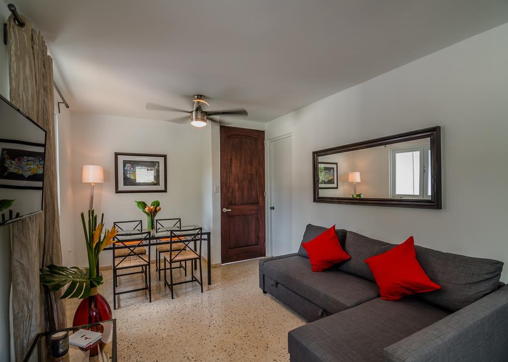 Isla Verde Guest House Σαν Χουάν Εξωτερικό φωτογραφία
