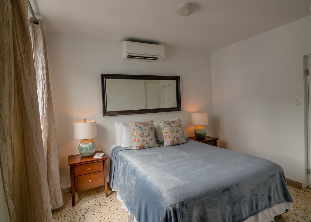 Isla Verde Guest House Σαν Χουάν Εξωτερικό φωτογραφία
